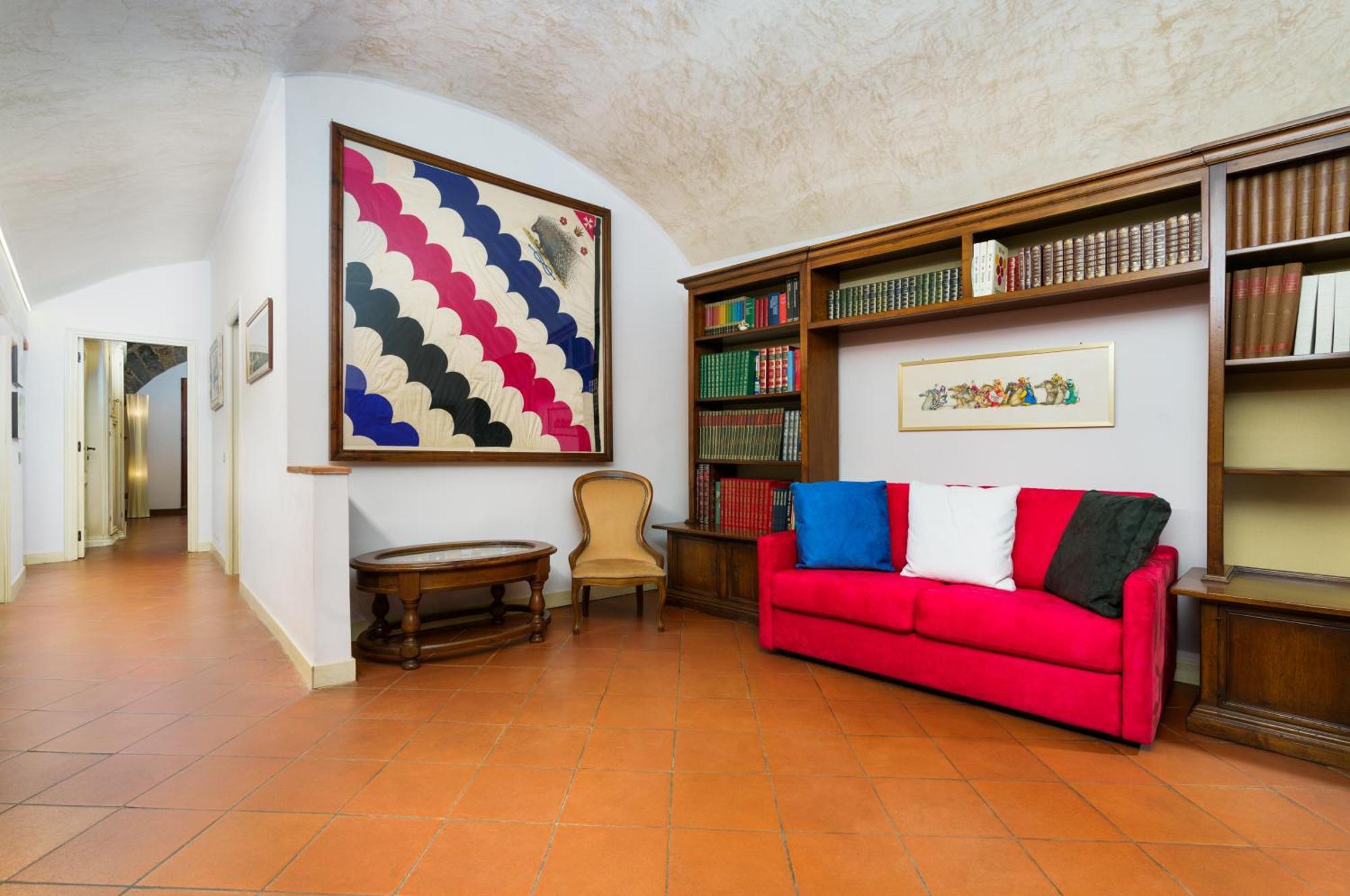Bargello Apartment